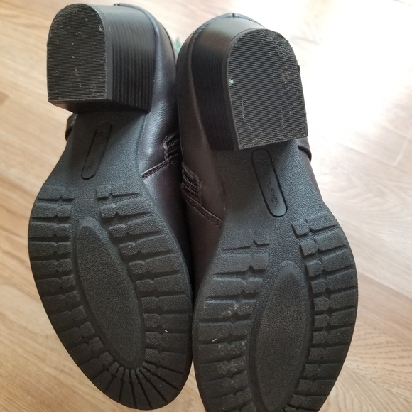 💕Wear Ever Brown Boots💕 - Picture 4 of 6